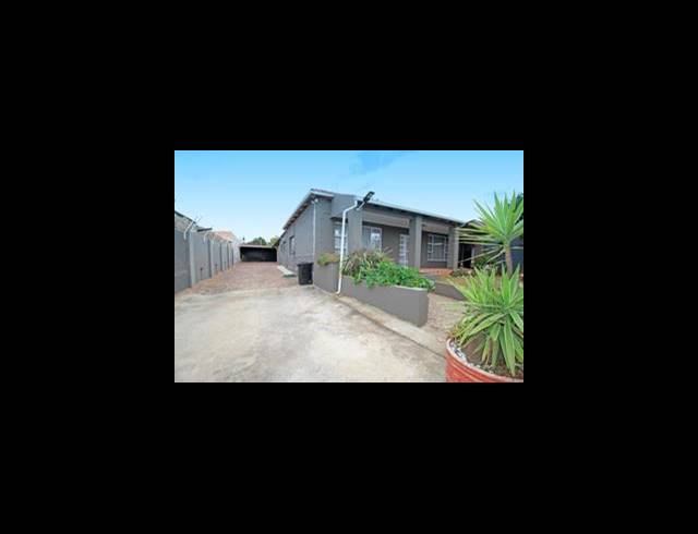 6 BEDROOM HOUSE FOR SALE IN PRIMROSE